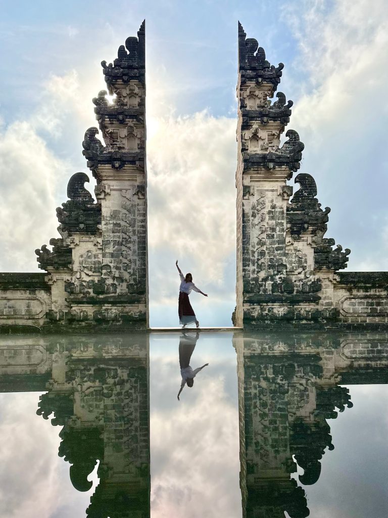 Lempuyang Temple Gateway to Heaven, temple gates with Mount Agung view | THE DAILY HAPPINESS